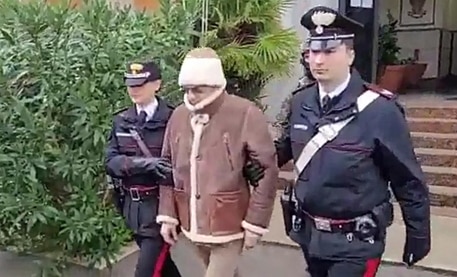 Mafia, individuato e perquisito il covo del boss Matteo Messina Denaro
