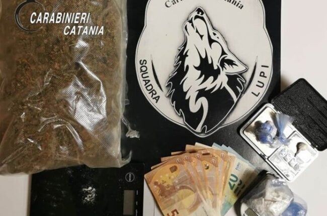 Arrestati due catanesi per spaccio nel rione Monte Po