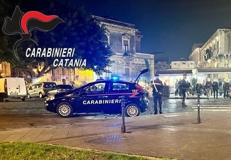 Contrasto all’illegalità diffusa nel centro di Catania: sanzionati tre parcheggiatori abusivi