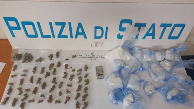Spaccio in via Capo Passero, trovato quasi un chilo di cocaina nascosto in un cortile