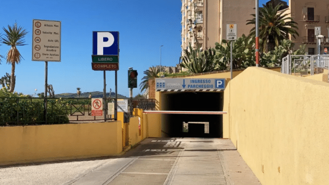 Parcheggio multipiano di Agrigento ancora chiuso: manca il nulla osta dei vigili del fuoco