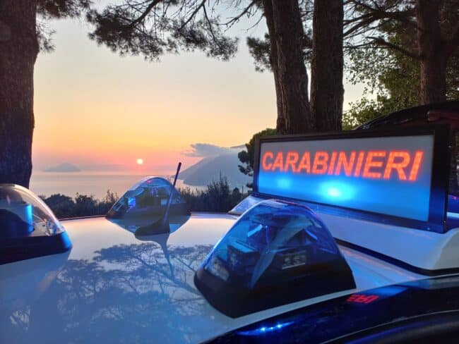Controlli alle Isole Eolie, due denunce e tre giovani segnalati quali assuntori di droghe