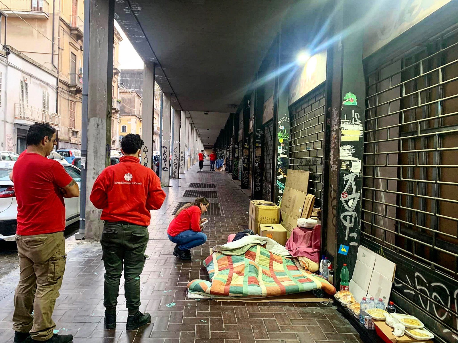 Emergenza senzatetto in Italia: la situazione a Catania e l’operato della Caritas etnea