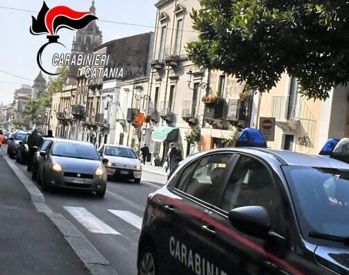 Catania, ruba profumi da un negozio di via Etnea: arrestata pregiudicata 44enne