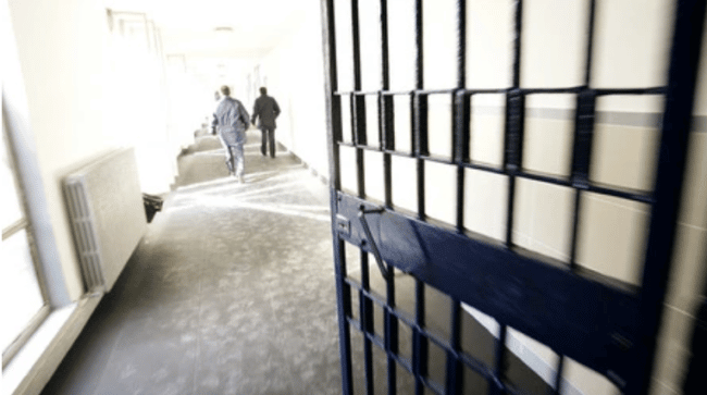 Carcere di Trapani, detenuto colpito da infarto salvato da un agente
