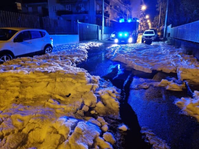 Maltempo a Catania, grandine solidificata in strada: territori Acesi i più colpiti