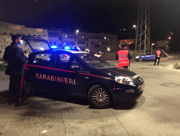 Controlli a tappeto dei carabinieri, 10 denunciati e 12 segnalati quali assuntori di stupefacenti