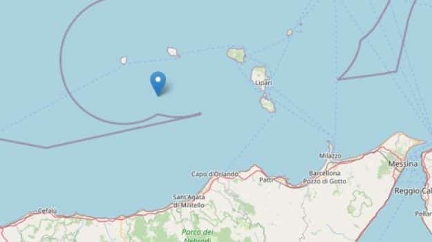 Trema nuovamente la terra nelle Isole Eolie e torna la paura: registrato terremoto di magnitudo 2.6