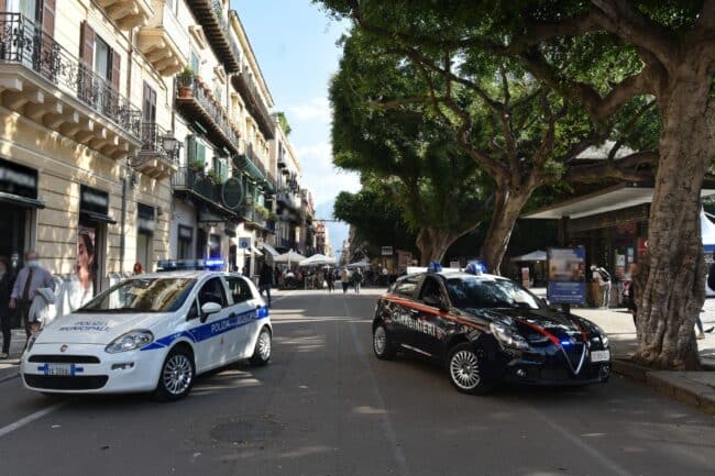 Cibi marci ed escrementi di topi ovunque, chiuso un noto locale in via del Maccheronai