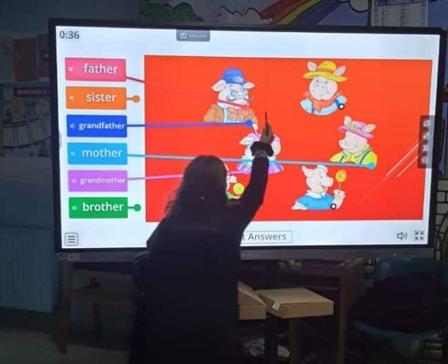 L’Istituto “Giovanni Falcone” di San Giovanni La Punta lancia il corso “English is fun”