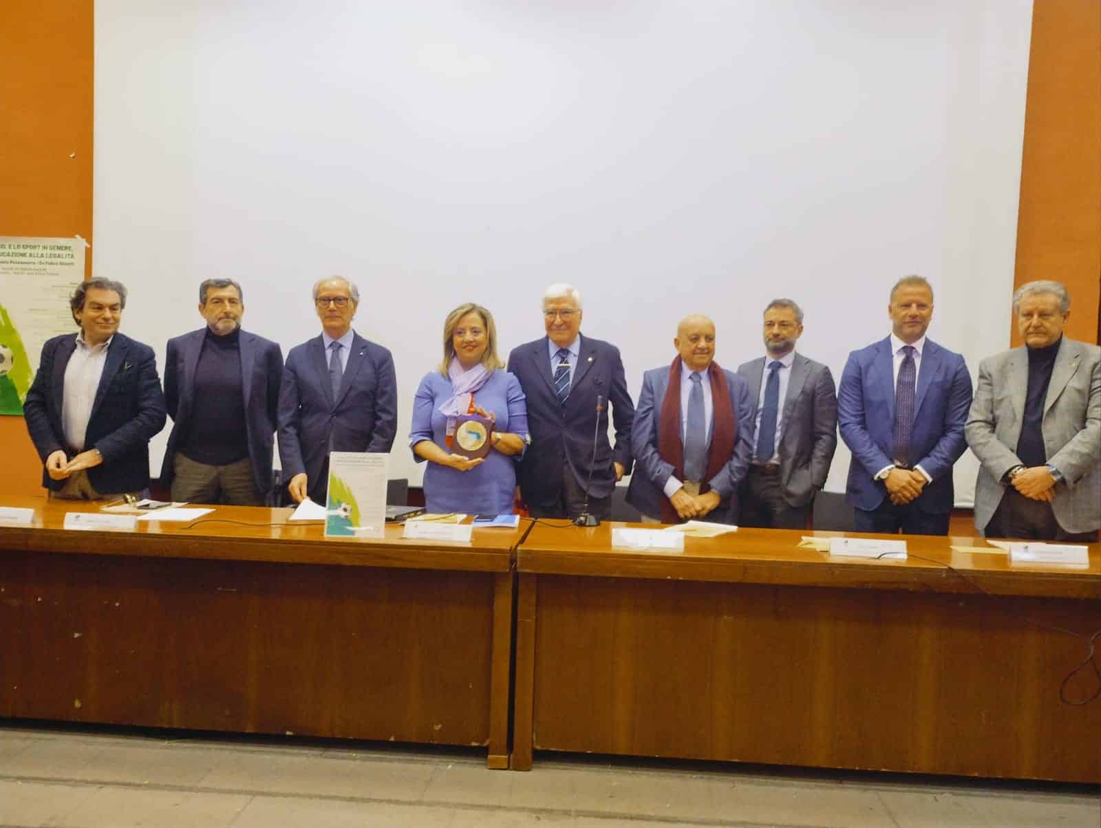 Gli studenti del De Felice-Olivetti incontrano illustri esponenti della legalità e del Catania SSD