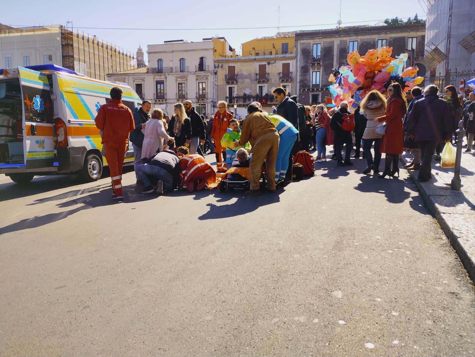 Malori durante la Festa di Sant’Agata, iniziano le prime assistenze sanitarie