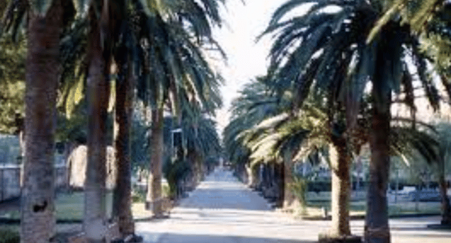 Tragedia nel Catanese, uomo colpito da malore muore alla Villa