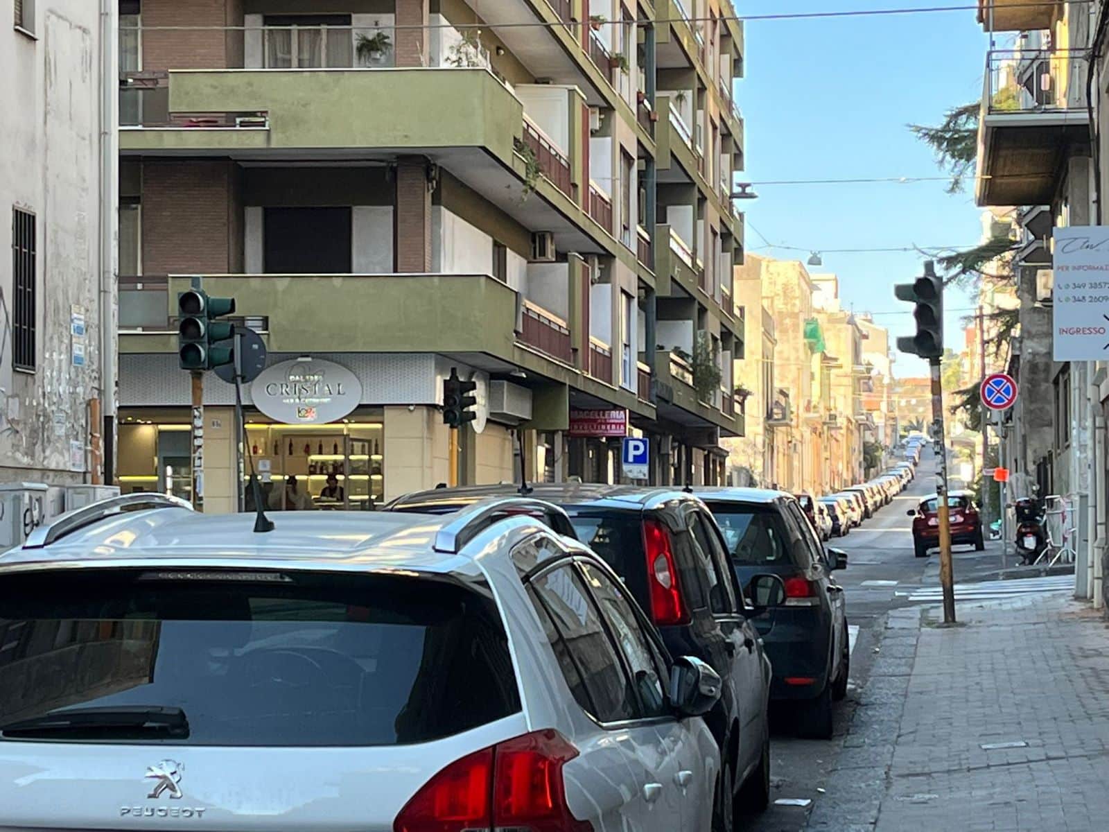 Catania, semaforo inattivo tra via Ingegnere e via Passo Gravina ma nessuno interviene