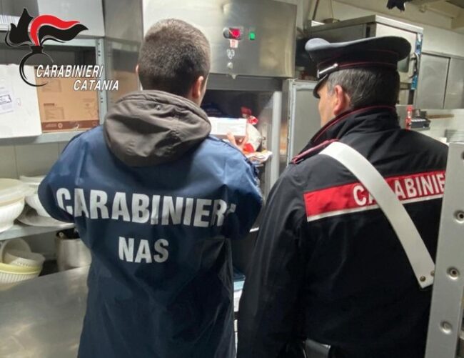 Controlli a Catania, nel mirino una trattoria e un ristorante con carenze igienico-sanitarie