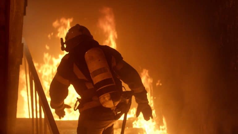 Incendio in una casa di riposo, due ospiti rimasti intossicati dal fumo