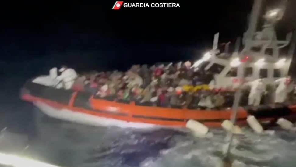 Lampedusa, ancora migranti soccorsi: 412 quelli ospitati nell’hotspot