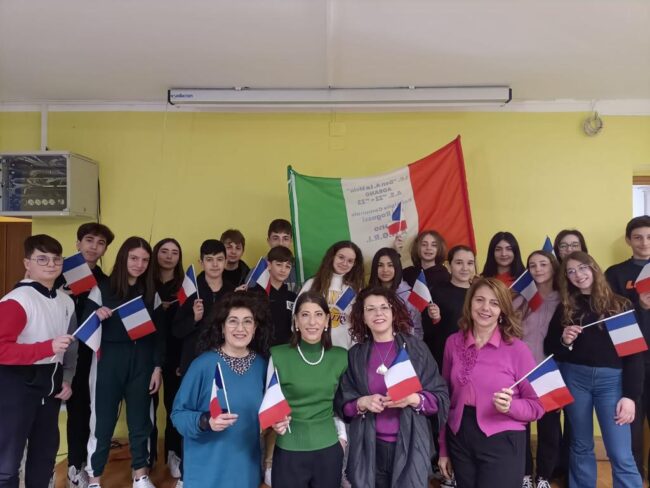 L’I.C. “Don Antonino la Mela” di Adrano vola in Francia per un progetto di scambio linguistico