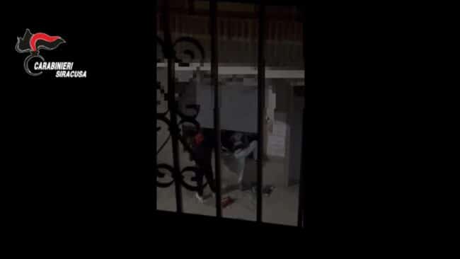 Di giorno Tiktoker e ladri di notte: 2 soggetti incastrati dai video pubblicati sui social