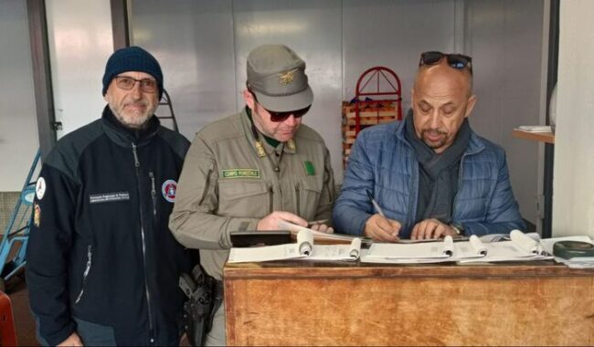 Mille chili di arance sequestrate a Palermo, donate alla Caritas