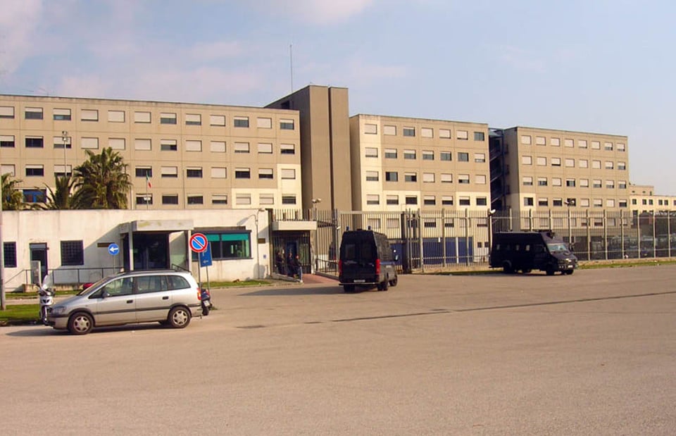 Aggressione Istituto Minorile Catania Bicocca, detenuto ferisce due agenti della Penitenziaria