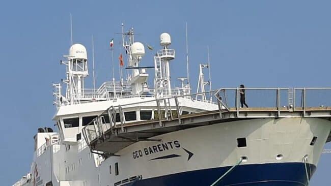 Soccorsi tredici migranti, erano su un gommone da tre giorni