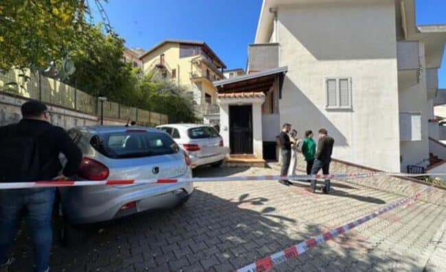 “Ho ucciso la mamma. Addio”: il messaggio audio dell’ex finanziere alla figlia dopo l’omicidio della moglie