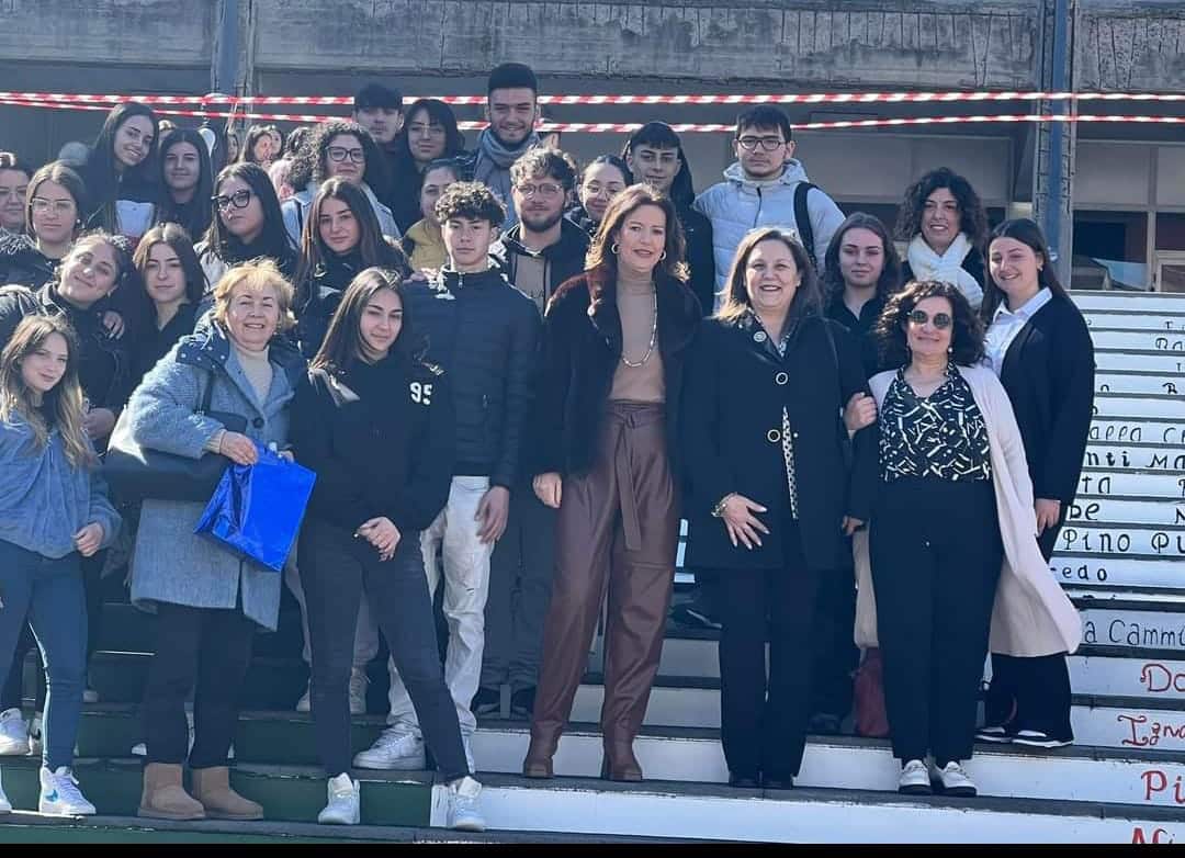 “Se si vuole, si può fare una scelta di legalità”: il messaggio della Testimone di Giustizia Piera Aiello agli studenti del “Gemmellaro” di Catania