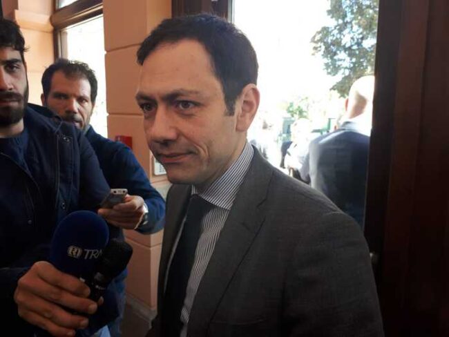 Inchiesta sanità Catania, indagati ex assessori Razza e Scavone e presidente ordine dei medici La Mantia