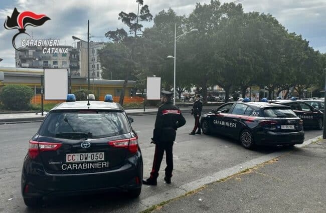 Controlli a Catania e provincia, nel mirino gli abusivi: c’è anche un arresto