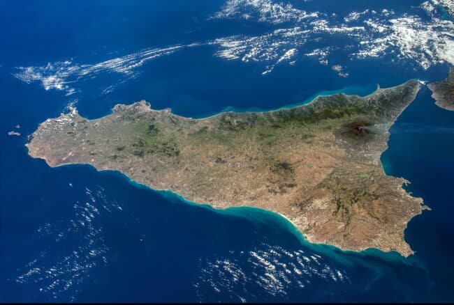 Il turismo torna ai livelli pre-pandemia: la Sicilia protagonista della Pasqua 2023