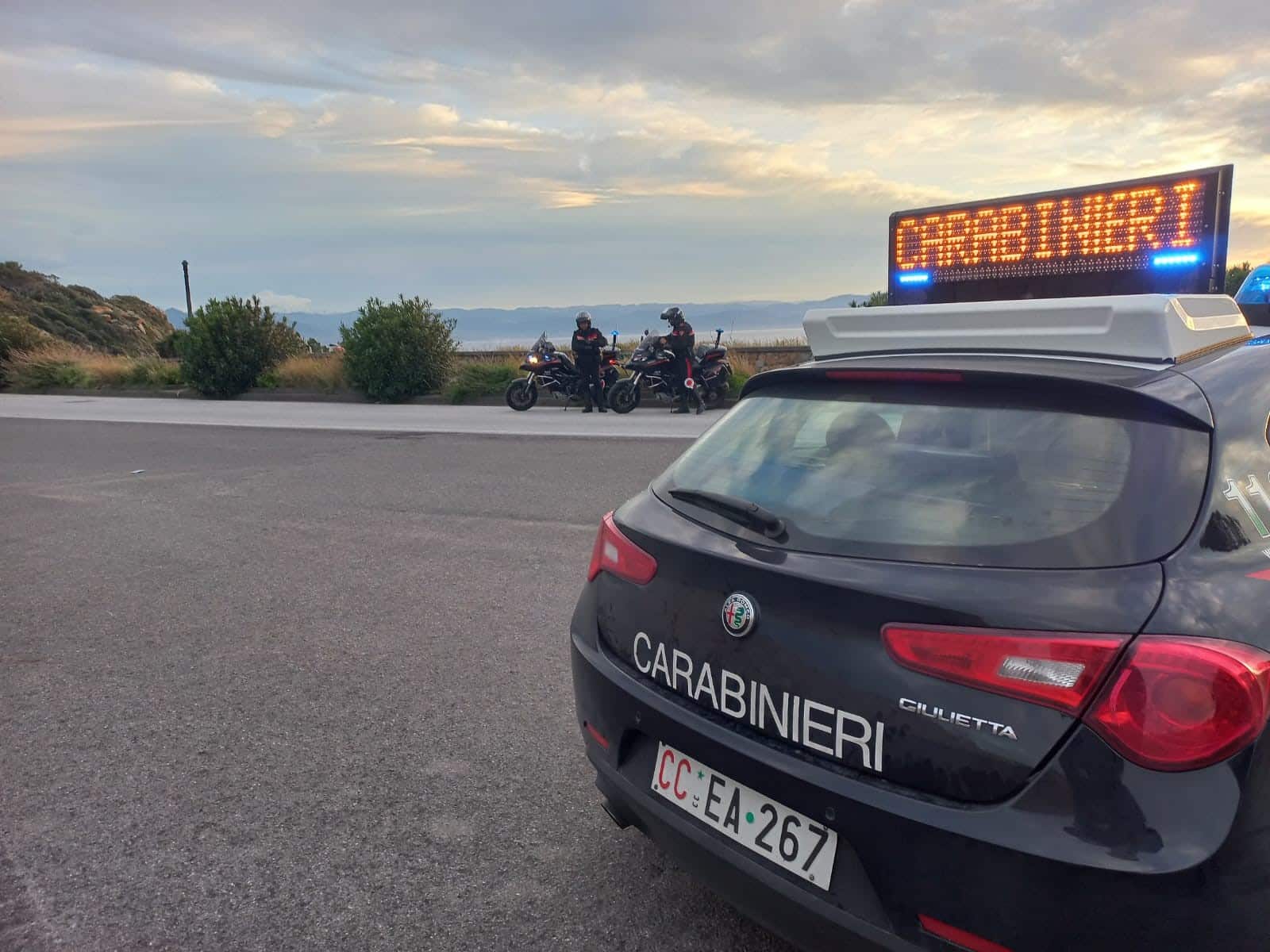 Ponte del 25 aprile, carabinieri intensificano i controlli: denunce e sanzioni
