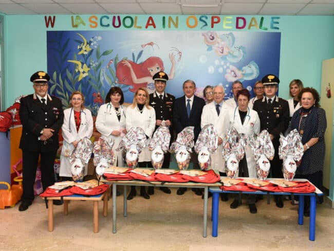 Anche per i piccoli degenti del Garibaldi Nesima è Pasqua grazie alla solidarietà dei carabinieri