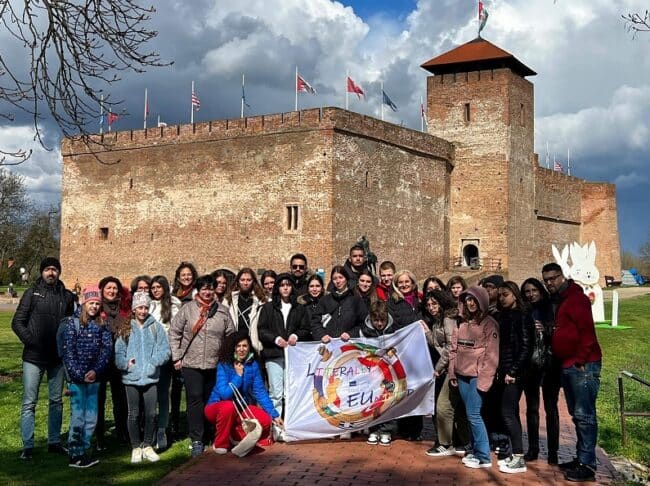 L’I.C. “San Giorgio” di Catania sempre attivo nei Progetti Erasmus+ ka2: Francia e Ungheria – LE FOTO