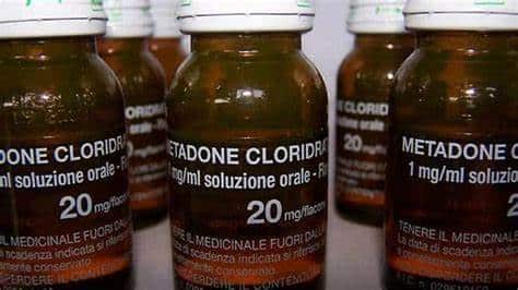 La cura a base di metadone diventa dipendenza: 47enne ruba 27 flaconi