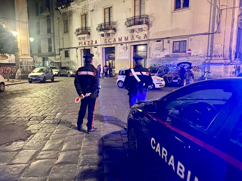 Catania, controlli sulla movida del centro storico: arrestato un uomo straniero