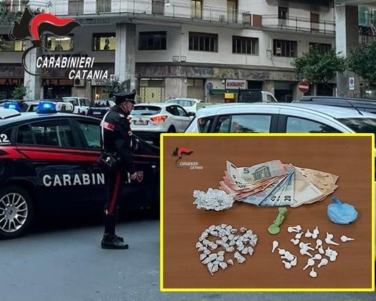Cerca di liberarsi di un sacchetto pieno di cocaina mentre scappa in auto: arrestato 27enne nel Catanese