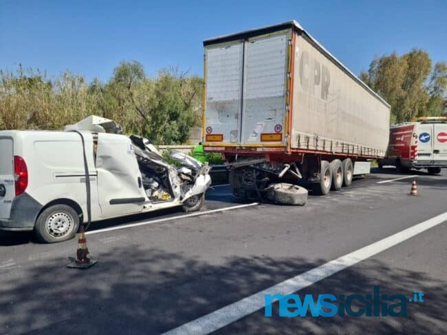 Incidente A18, la vittima è Giuseppe Ieni: tornava da Riposto insieme a un 33enne