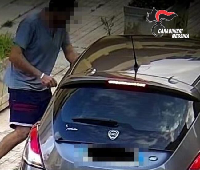 Operazione antidroga nel Messinese, sgominate due piazze di spaccio: 11 misure cautelari – VIDEO