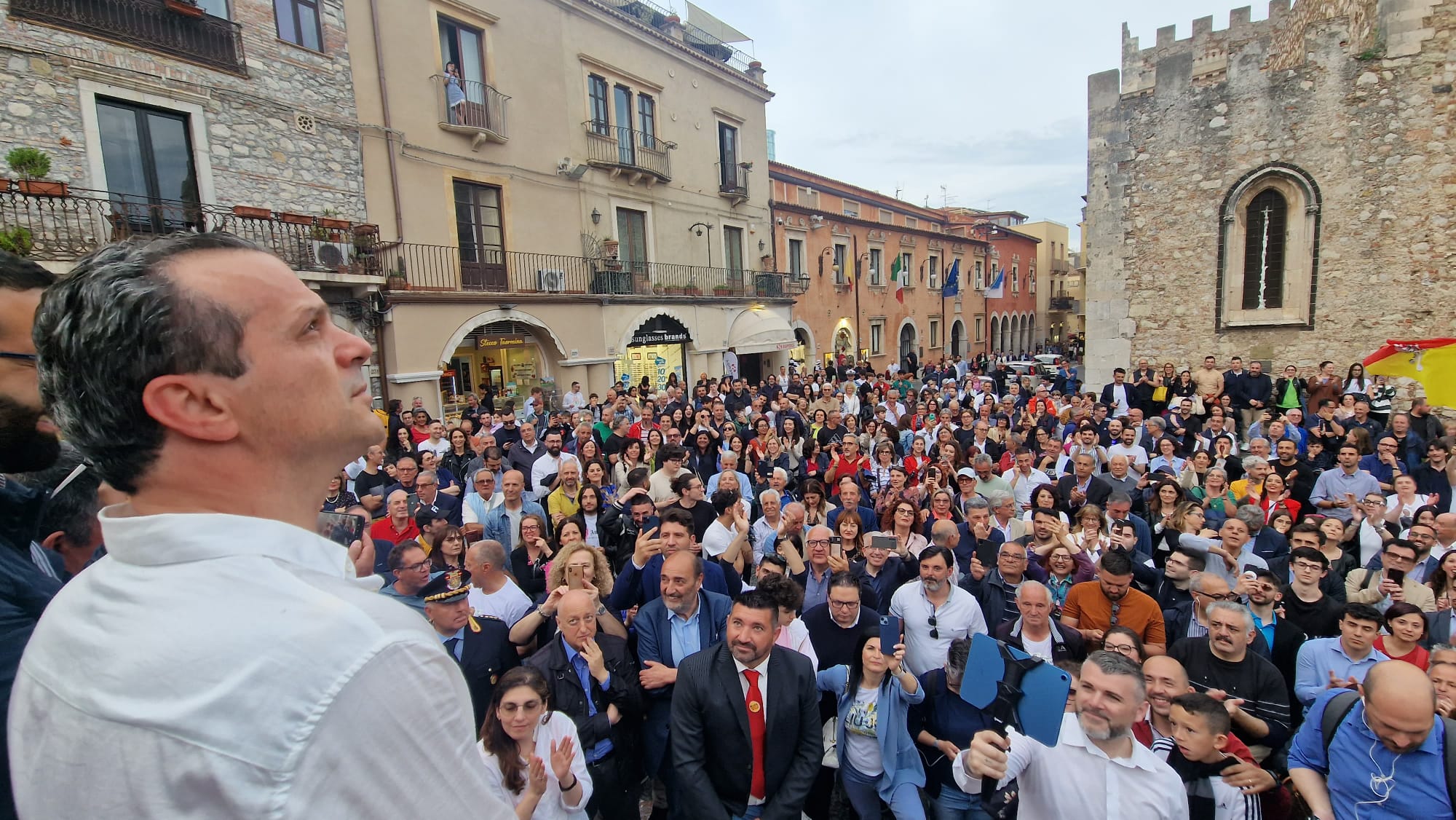 Cateno De Luca sindaco dei sindaci: “Taormina mi ha regalato un sogno”