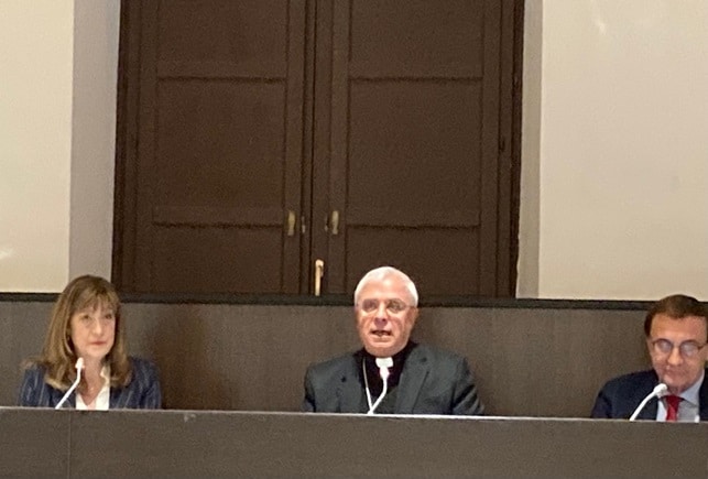 Mons. Renna, Vescovo e Cittadino dialoga con i candidati alle elezioni amministrative di Catania