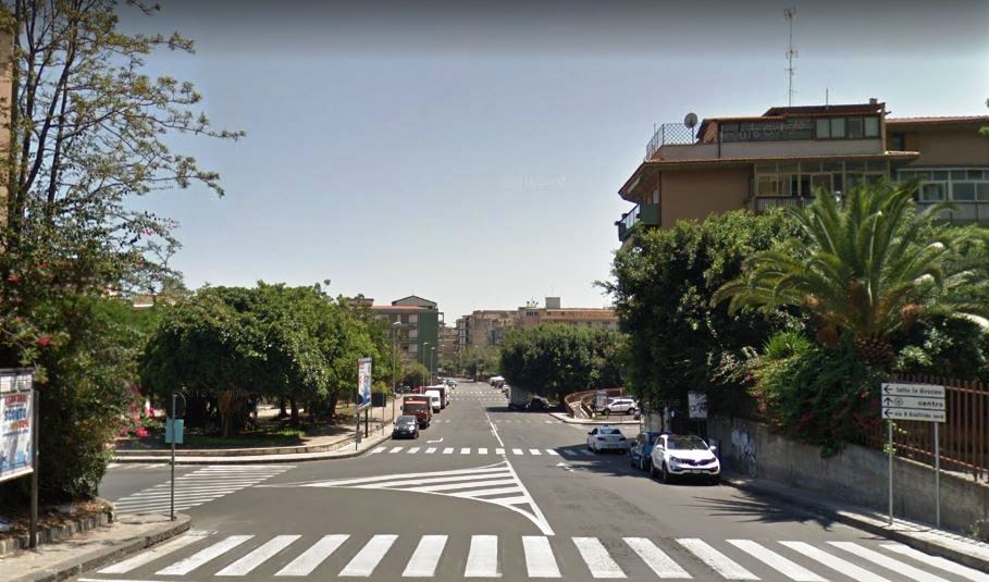 Quartiere Borgo-Sanzio, a rischio sicurezza pedoni nell’incrocio tra via Castorina e via Torino