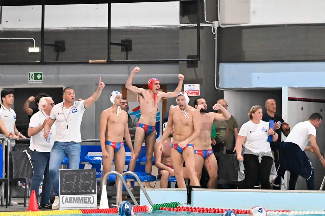 Nuoto Catania ancora in Serie A1, la rete del capitano rossazzurro Torrisi porta alla vittoria
