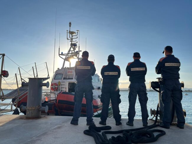 Pesce senza tracciabilità, scatta sequestro per un deposito di prodotti ittici di Portopalo di Capo Passero