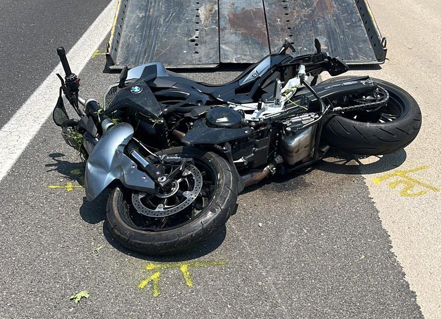 Mattinata di incidenti nel Ragusano, due feriti: grave un motociclista