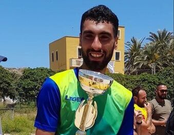 Da migrante a calciatore, chi è il giovane che sta facendo sognare Lampedusa
