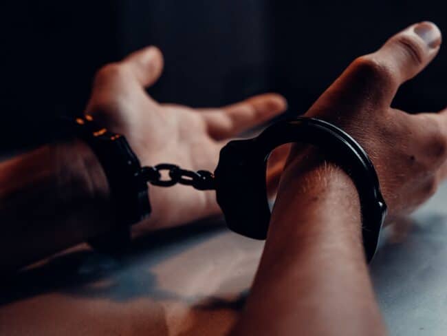 Furti, rapine e lesioni: in carcere 3 palermitani