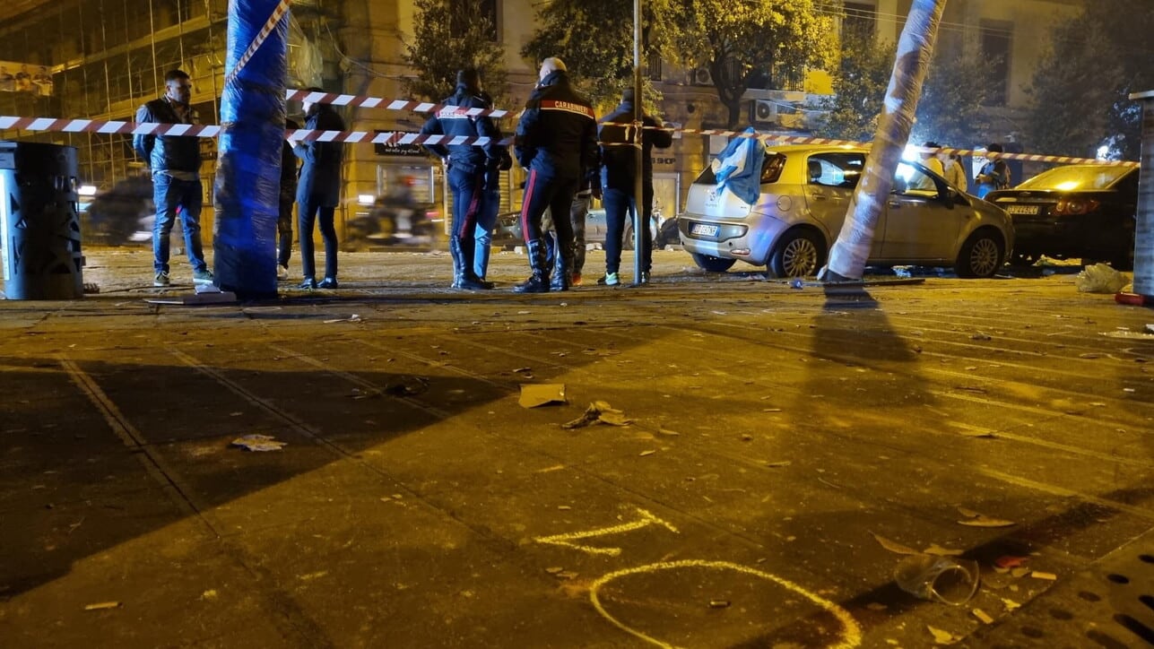 Serie A, Napoli Campione d’Italia: festeggiamenti finiscono in tragedia, un morto e cinque feriti