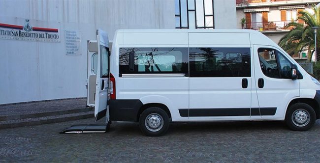 Pulmini per disabili rubati a Palermo: le parole di Lagalla e Mancuso