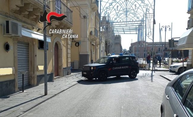 Scoppia la rissa durante la festa dei Santi di Grammichele: 6 denunce